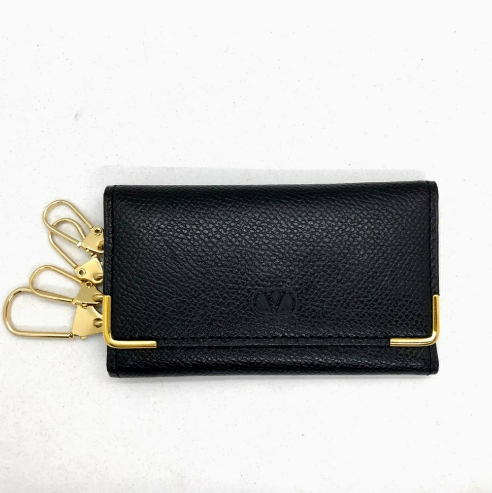 Valentino Garavani 4 consecutive key case